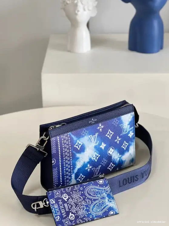 Official oldcobbler WEARABLE LOUIS GASTON VUITTON 0611